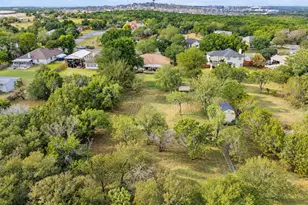 510 Maybrook Dr, Buda, TX 78610 - Photo 33