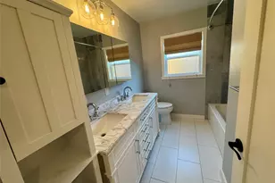 1304 Hillcrest Dr, Austin, TX 78723 - Photo 15