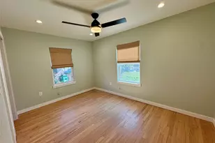 1304 Hillcrest Dr, Austin, TX 78723 - Photo 11