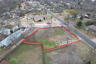 305 Lexington Rd, Elgin, TX 78621 - Photo 3