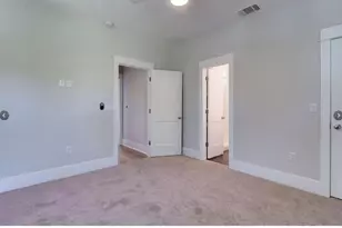 2821 Castro St, Austin, TX 78702 - Photo 21