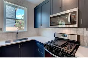 2821 Castro St, Austin, TX 78702 - Photo 11