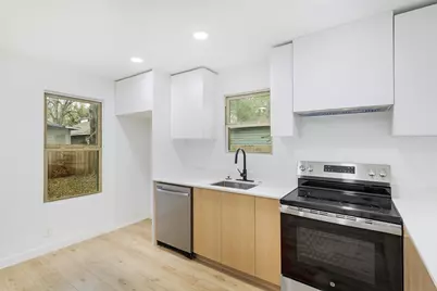 2404 Santa Rita Street, Austin, TX 78702 - Photo 11