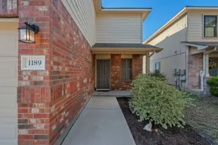 1189 Shadow Creek Blvd, Buda, TX 78610 - Photo 3