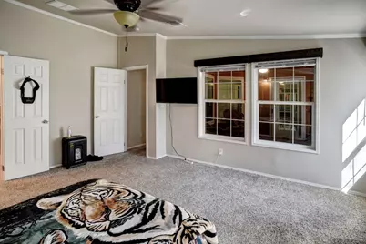 1024 Sand Hills Road, Red Rock, TX 78662 - Photo 19