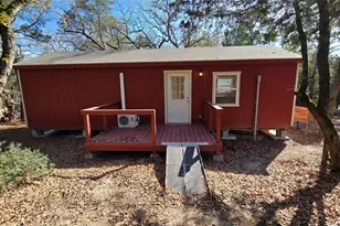 1024 Sand Hills Rd, Red Rock, TX 78662 - Photo 33