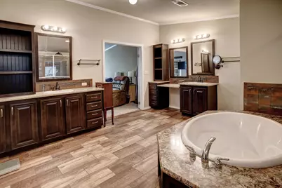 1024 Sand Hills Road, Red Rock, TX 78662 - Photo 21