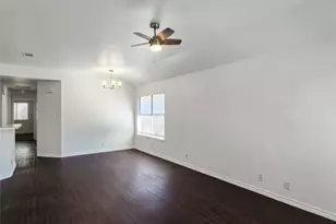 300 Tamara Dr, Georgetown, TX 78628 - Photo 5