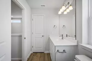 2136 Hofstaat St, New Braunfels, TX 78130 - Photo 13