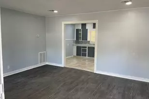 439 East Lafayette St, La Grange, TX 78945 - Photo 3