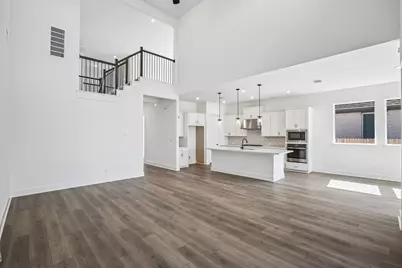 8712 Peristyle Drive, Austin, TX 78744 - Photo 7