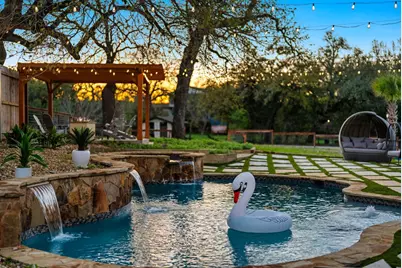 1116 Terjo Lane, Austin, TX 78732 - Photo 39