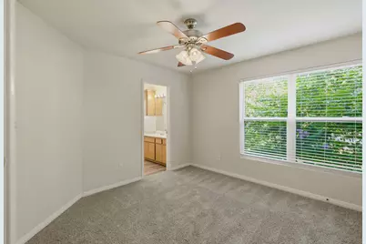 2215 Dry Creek Drive #816, Round Rock, TX 78681 - Photo 7