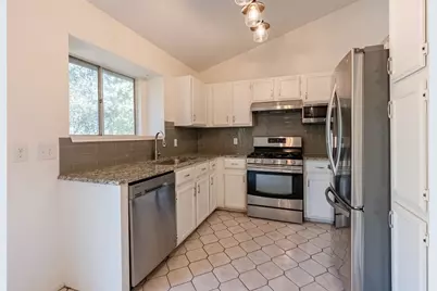 8202 Avocet Drive, Austin, TX 78745 - Photo 5