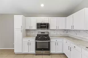 505 Washington Square Dr, Leander, TX 78641 - Photo 9