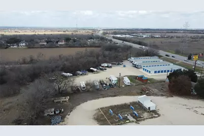 4116, 4118, 4124 N State Highway 46, Seguin, TX 78155 - Photo 5