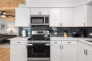 3002 Brinwood Ave, Austin, TX 78704 - Photo 17