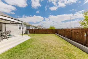 307 Watercourse Wy, Bastrop, TX 78602 - Photo 27