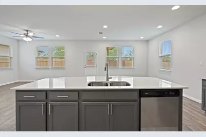 1505 Corsac Way, Austin, TX 78758 - Photo 5