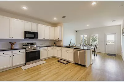 157 Lt Rusty Drive, Jarrell, TX 76537 - Photo 7