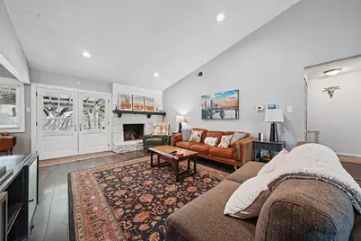 9007 West Pointer Lane, Austin, TX 78758 - Photo 5