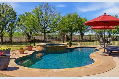 101 Hammerstone Cove, Georgetown, TX 78628 - Photo 19