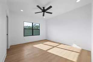 112 Davis Ln, Georgetown, TX 78633 - Photo 27