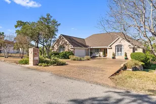123 Clubhouse Dr, Lakeway, TX 78734 - Photo 1