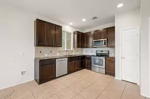 6228 Adair Dr, Austin, TX 78754 - Photo 9