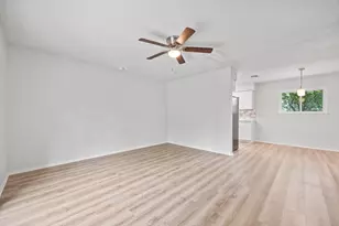 8204 Kellog Ct, Austin, TX 78745 - Photo 5