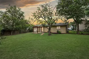 8204 Kellog Ct, Austin, TX 78745 - Photo 21