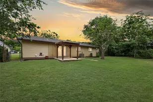 8204 Kellog Ct, Austin, TX 78745 - Photo 19