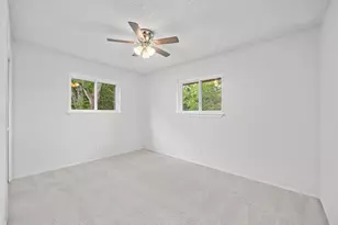 8204 Kellog Ct, Austin, TX 78745 - Photo 13