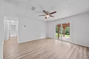 8204 Kellog Ct, Austin, TX 78745 - Photo 7