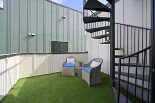 1104 Gunter St, Austin, TX 78702 - Photo 39