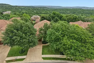 11213 Woodland Hills Trail, Austin, TX 78732 - Photo 31