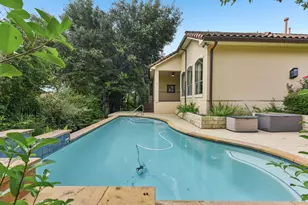 11213 Woodland Hills Trail, Austin, TX 78732 - Photo 25