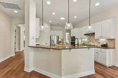 11213 Woodland Hills Trail, Austin, TX 78732 - Photo 15