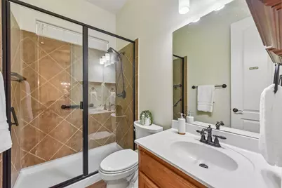 11213 Woodland Hills Trail, Austin, TX 78732 - Photo 17