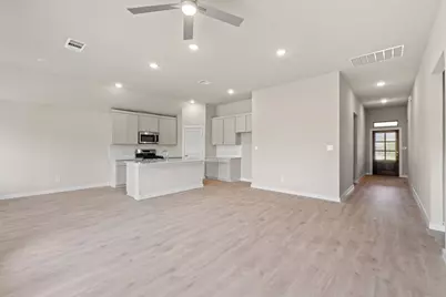 102 Melrose Street, Hutto, TX 78634 - Photo 5