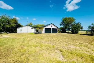 702 Pleasant Grove Rd, Elgin, TX 78621 - Photo 1