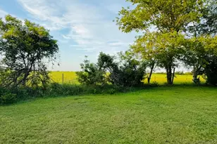 702 Pleasant Grove Rd, Elgin, TX 78621 - Photo 31