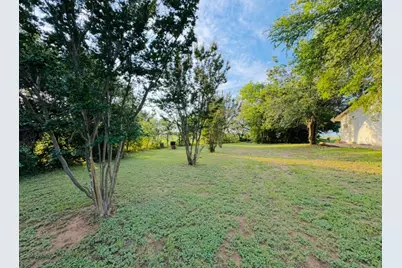 702 Pleasant Grove Road, Elgin, TX 78621 - Photo 33