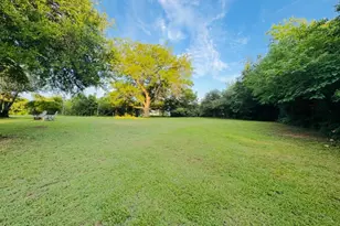 702 Pleasant Grove Rd, Elgin, TX 78621 - Photo 29