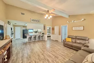 702 Pleasant Grove Rd, Elgin, TX 78621 - Photo 11