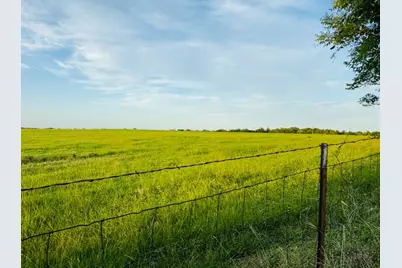 702 Pleasant Grove Road, Elgin, TX 78621 - Photo 7