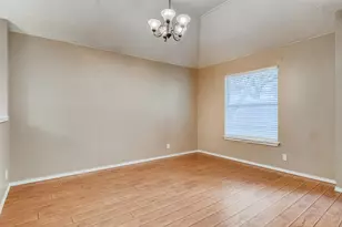 3742 Newland Dr, Round Rock, TX 78681 - Photo 3