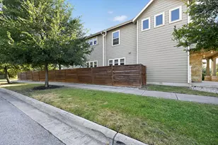 5800 Baythorne Dr, Austin, TX 78747 - Photo 29