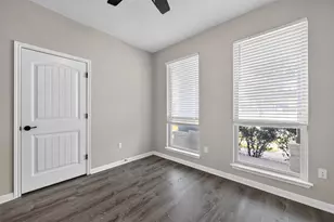 5800 Baythorne Dr, Austin, TX 78747 - Photo 7