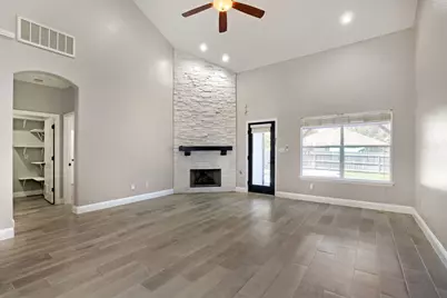 18652 E Dry Pond Drive, Pflugerville, TX 78660 - Photo 5